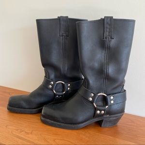 Frye Harness 12R